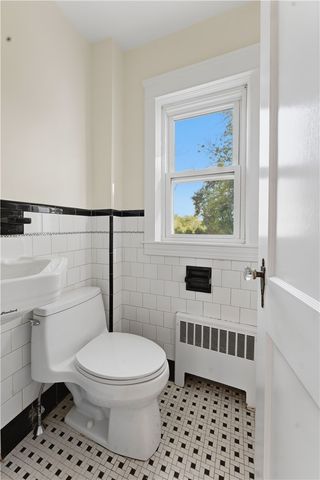 241 Douglas Pike, Smithfield, RI 02917