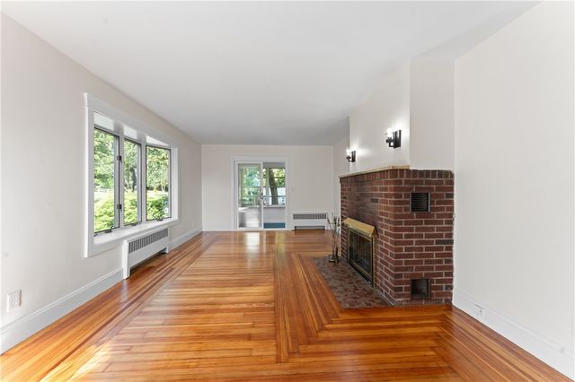 241 Douglas Pike, Smithfield, RI 02917
