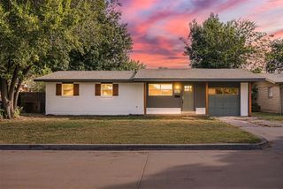 604 SW 12th Street, Moore, OK 73160