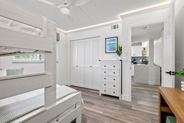 437 CERROMAR LANE 424, Venice, FL 34293