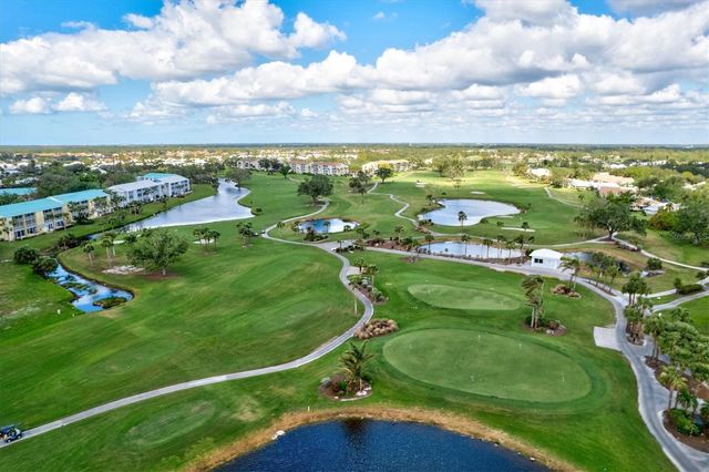 437 CERROMAR LANE 424, Venice, FL 34293