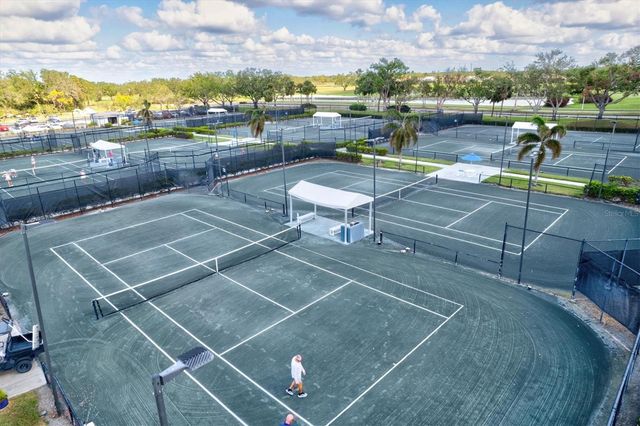 437 CERROMAR LANE 424, Venice, FL 34293