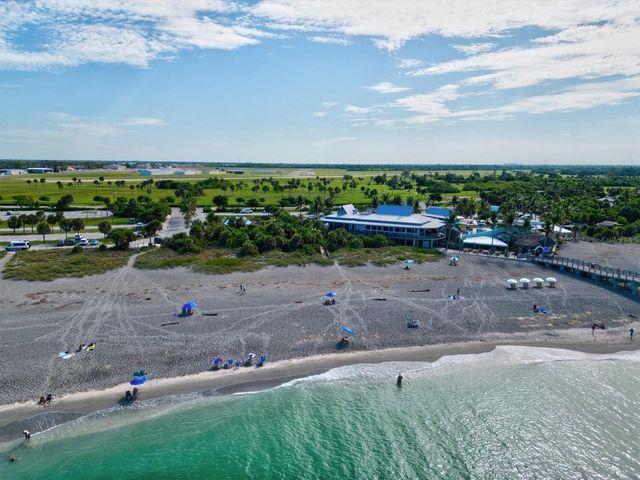 437 CERROMAR LANE 424, Venice, FL 34293