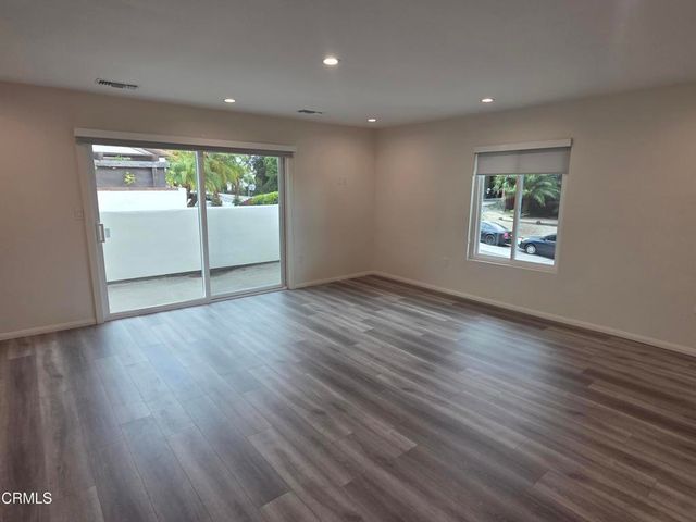 2915 Hopeton Road, La Crescenta, CA 91214