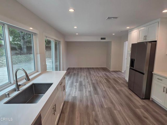 2915 Hopeton Road, La Crescenta, CA 91214