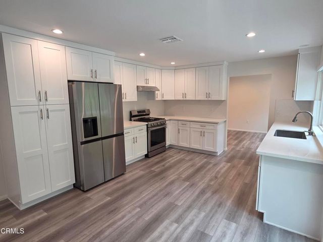 2915 Hopeton Road, La Crescenta, CA 91214