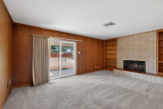 7204 Ottawa Road NE, Albuquerque, NM 87110