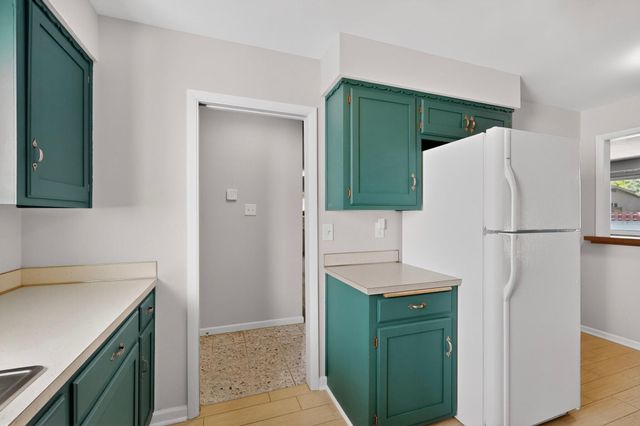 7204 Ottawa Road NE, Albuquerque, NM 87110