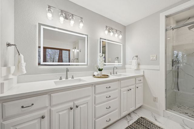 680 Alexandrite Drive, Oak Point, TX 75068