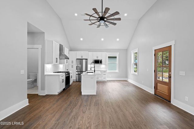 2013 Lafayette Street, Beaufort, SC 29902