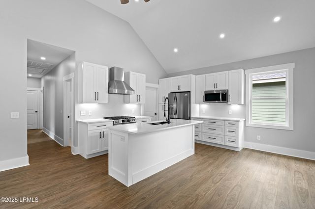 2013 Lafayette Street, Beaufort, SC 29902