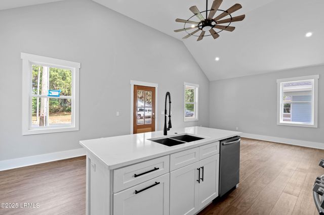 2013 Lafayette Street, Beaufort, SC 29902