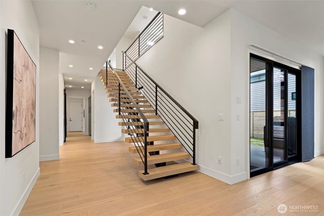 4605 108th Avenue NE, Kirkland, WA 98033