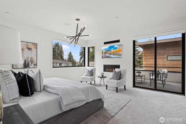 4605 108th Avenue NE, Kirkland, WA 98033