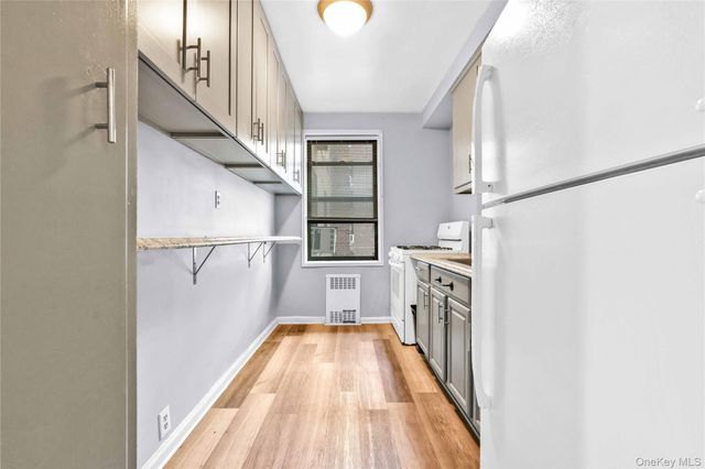 25-11 Union Street 2A, Flushing, NY 11354