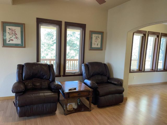 717 Swanson Ln, Colfax, CA 95713