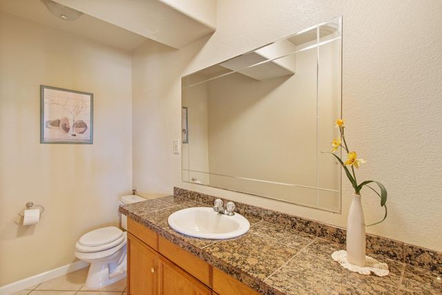 717 Swanson Ln, Colfax, CA 95713