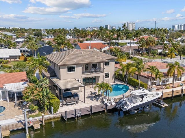 2512 SE 9th St, Pompano Beach, FL 33062