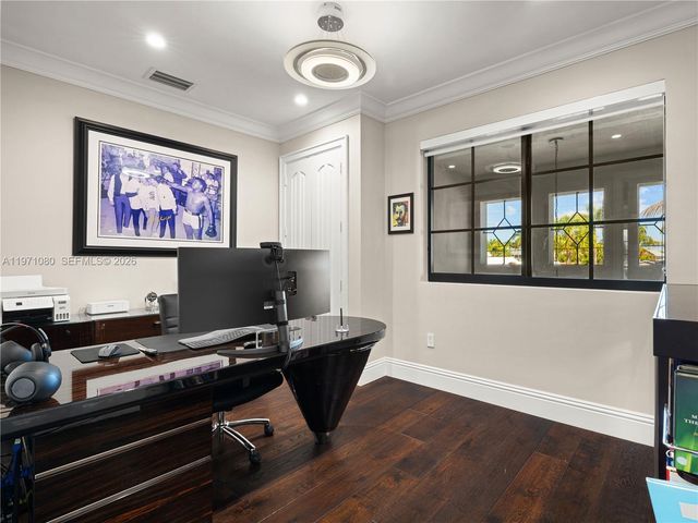 2512 SE 9th St, Pompano Beach, FL 33062