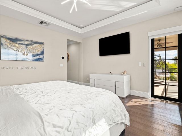 2512 SE 9th St, Pompano Beach, FL 33062