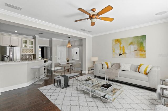 305 INNER HARBOUR CIRCLE, Tampa, FL 33602