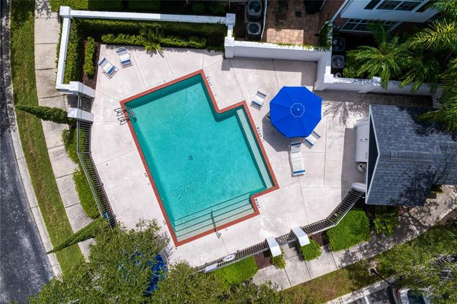 305 INNER HARBOUR CIRCLE, Tampa, FL 33602