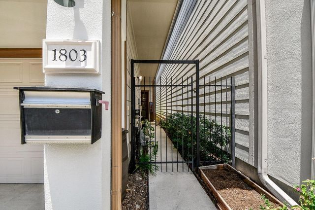 1803 Wichita Street, Houston, TX 77004
