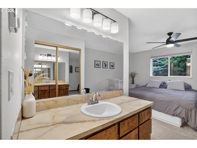 14102 Ne 82ND St, Vancouver, WA 98682