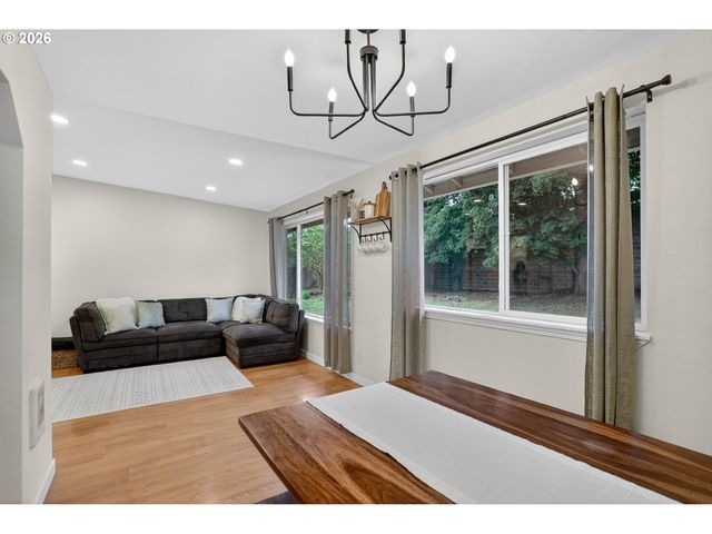 14102 Ne 82ND St, Vancouver, WA 98682