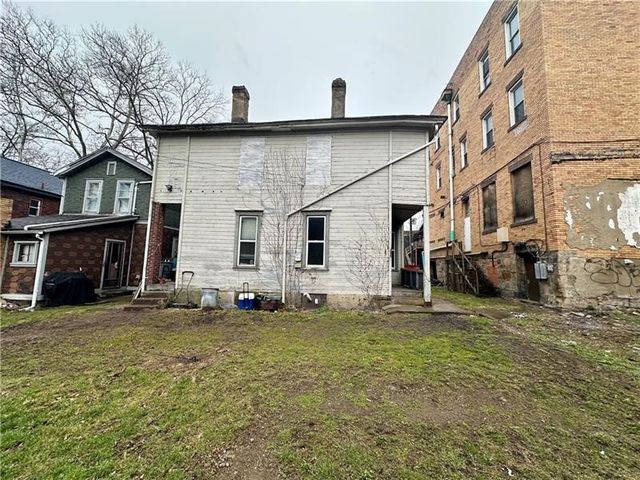 618-620 15th Street, Beaver Falls, PA 15010