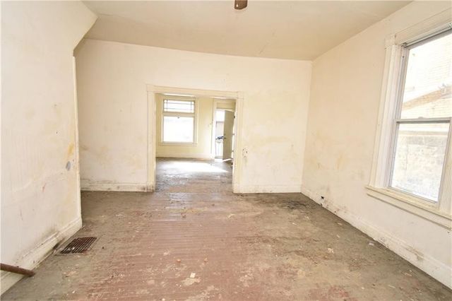 618-620 15th Street, Beaver Falls, PA 15010