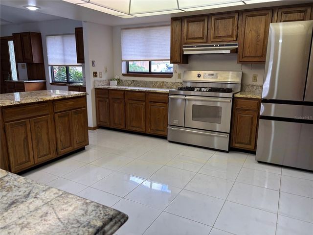 378 FOREST PARK CIRCLE, Longwood, FL 32779