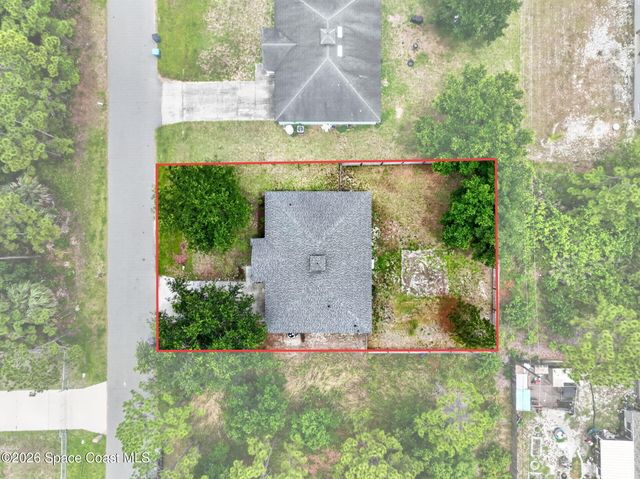 2759 Somerset Avenue SE, Palm Bay, FL 32909