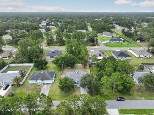 2759 Somerset Avenue SE, Palm Bay, FL 32909