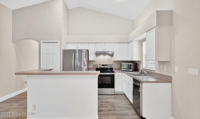 2759 Somerset Avenue SE, Palm Bay, FL 32909