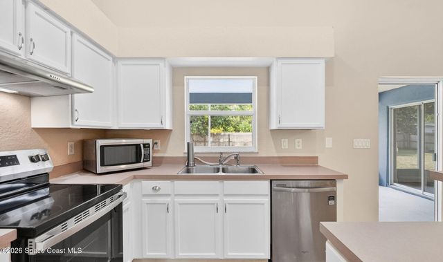 2759 Somerset Avenue SE, Palm Bay, FL 32909