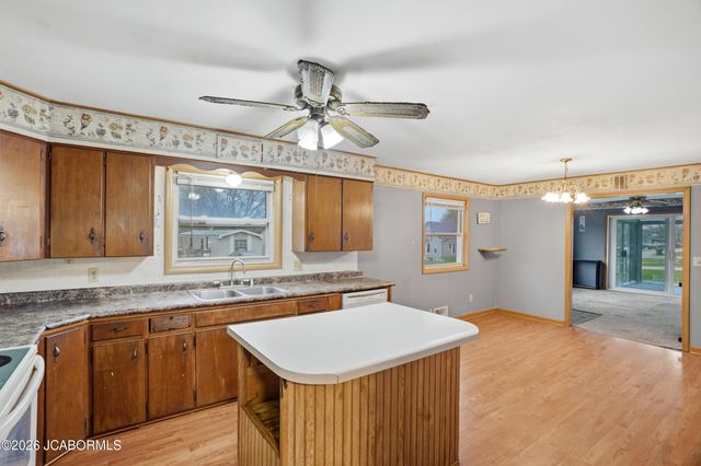 302 ACADEMY STREET, Clarksburg, MO 65025