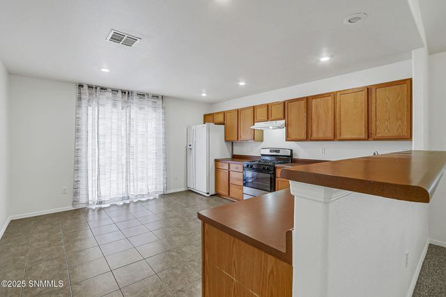 1121 Kilbourne Hole Drive, Las Cruces, NM 88012