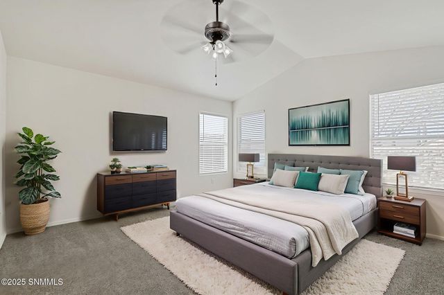 1121 Kilbourne Hole Drive, Las Cruces, NM 88012