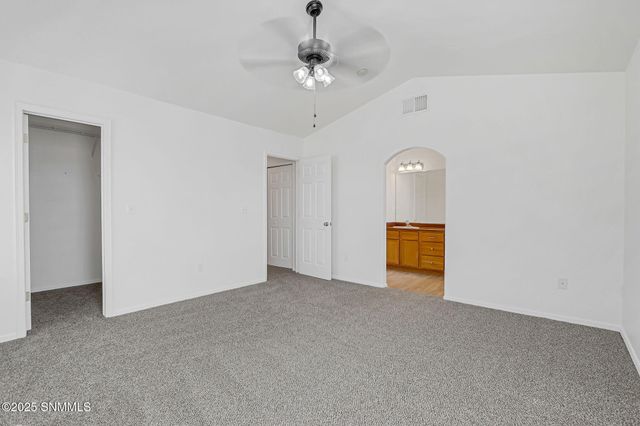 1121 Kilbourne Hole Drive, Las Cruces, NM 88012