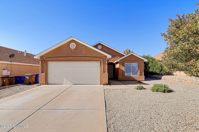 1121 Kilbourne Hole Drive, Las Cruces, NM 88012