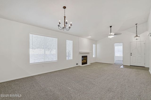 1121 Kilbourne Hole Drive, Las Cruces, NM 88012