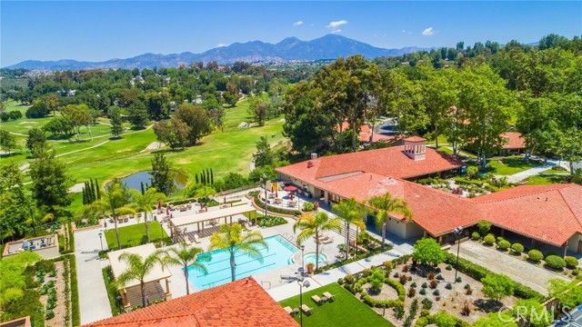 27652 Via Rodrigo, Mission Viejo, CA 92692