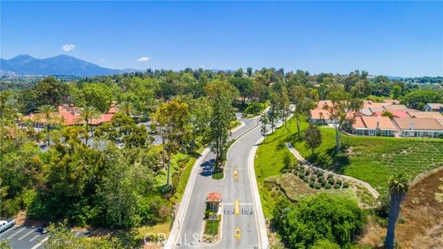 27652 Via Rodrigo, Mission Viejo, CA 92692