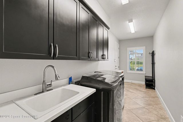 7661 Paragrass Avenue, Melbourne, FL 32940