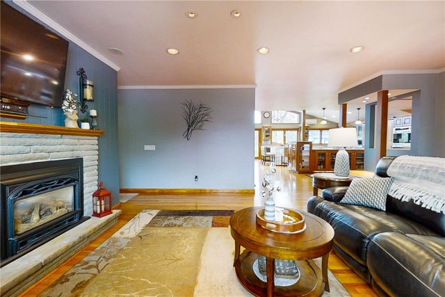 29 Suburban Drive, Big Flats, NY 14903