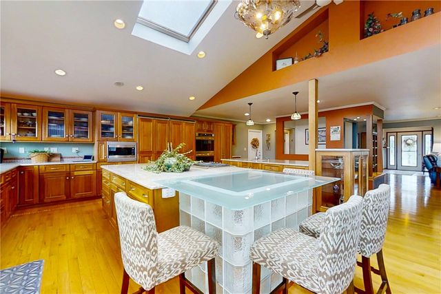 29 Suburban Drive, Big Flats, NY 14903