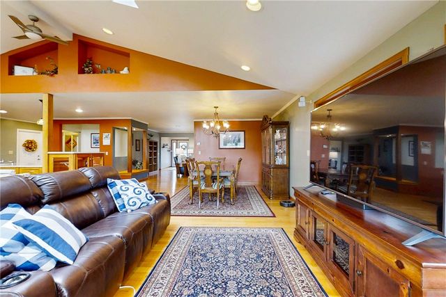 29 Suburban Drive, Big Flats, NY 14903