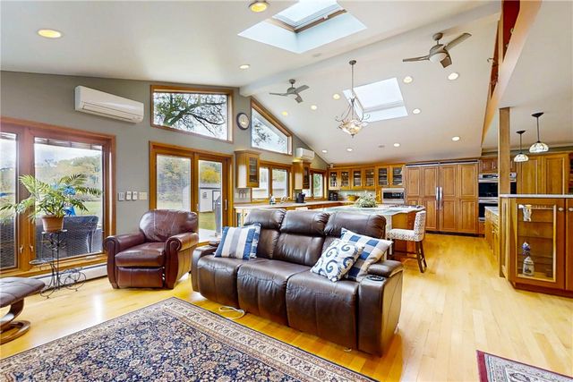 29 Suburban Drive, Big Flats, NY 14903