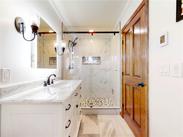 29 Suburban Drive, Big Flats, NY 14903